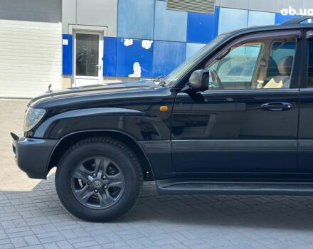 Черный Тойота Ленд Крузер 100, объемом двигателя 4.5 л и пробегом 276 тыс. км за 13990 $, фото 3 на Automoto.ua