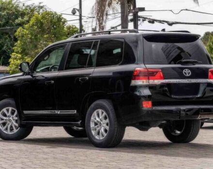 Черный Тойота Ленд Крузер 100, объемом двигателя 5.7 л и пробегом 38 тыс. км за 9000 $, фото 5 на Automoto.ua