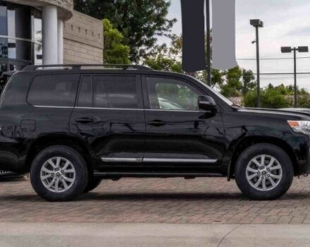 Черный Тойота Ленд Крузер 100, объемом двигателя 5.7 л и пробегом 38 тыс. км за 9000 $, фото 2 на Automoto.ua