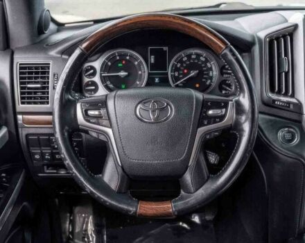 Черный Тойота Ленд Крузер 100, объемом двигателя 5.7 л и пробегом 38 тыс. км за 9000 $, фото 7 на Automoto.ua