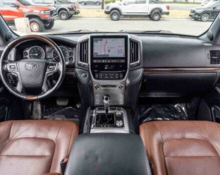 Черный Тойота Ленд Крузер 100, объемом двигателя 5.7 л и пробегом 38 тыс. км за 9000 $, фото 9 на Automoto.ua