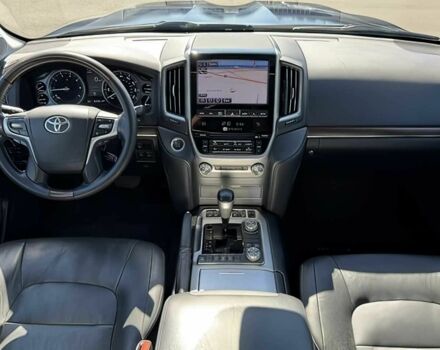 Черный Тойота Ленд Крузер 100, объемом двигателя 5.7 л и пробегом 40 тыс. км за 30000 $, фото 10 на Automoto.ua