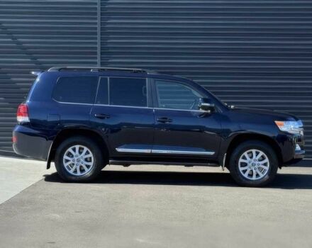 Черный Тойота Ленд Крузер 100, объемом двигателя 5.7 л и пробегом 50 тыс. км за 20000 $, фото 3 на Automoto.ua