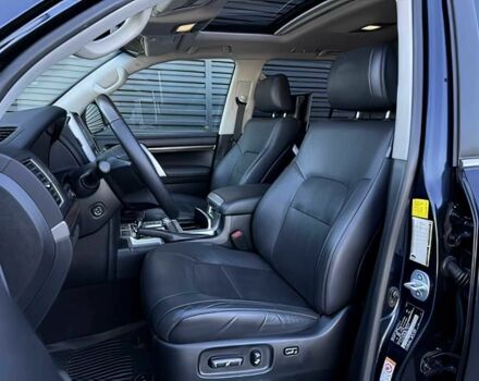 Черный Тойота Ленд Крузер 100, объемом двигателя 5.7 л и пробегом 40 тыс. км за 30000 $, фото 8 на Automoto.ua