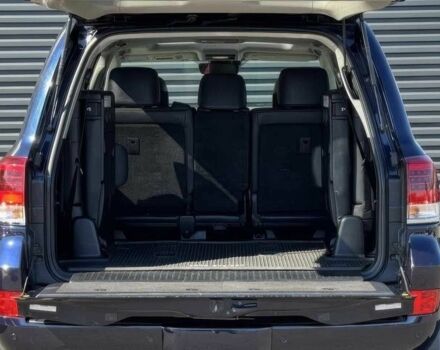 Черный Тойота Ленд Крузер 100, объемом двигателя 5.7 л и пробегом 50 тыс. км за 45000 $, фото 16 на Automoto.ua