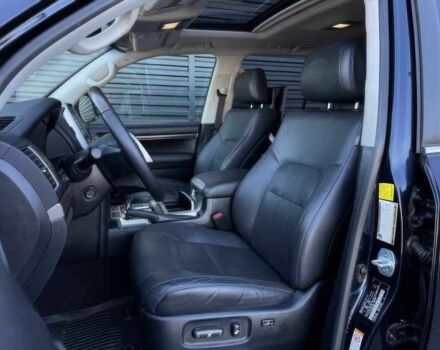 Черный Тойота Ленд Крузер 100, объемом двигателя 5.7 л и пробегом 50 тыс. км за 45000 $, фото 11 на Automoto.ua