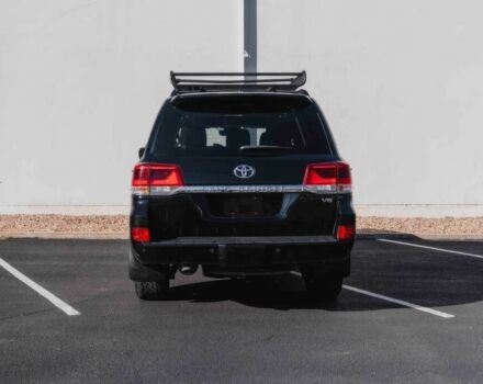 Черный Тойота Ленд Крузер 100, объемом двигателя 5.7 л и пробегом 34 тыс. км за 32000 $, фото 5 на Automoto.ua