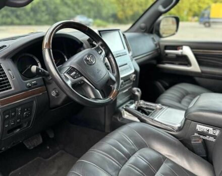 Черный Тойота Ленд Крузер 100, объемом двигателя 4.46 л и пробегом 134 тыс. км за 66000 $, фото 15 на Automoto.ua