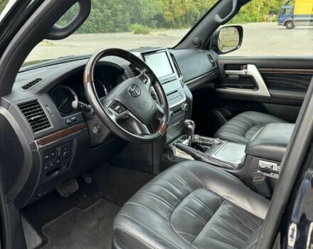 Черный Тойота Ленд Крузер 100, объемом двигателя 4.46 л и пробегом 134 тыс. км за 66000 $, фото 16 на Automoto.ua