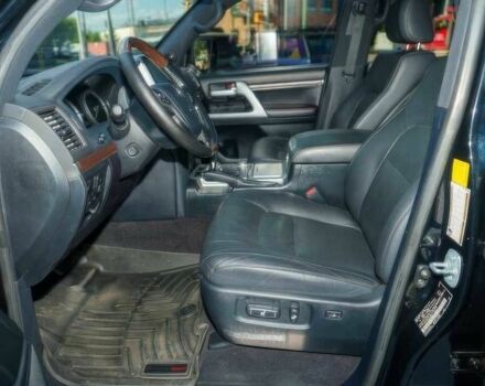 Черный Тойота Ленд Крузер 100, объемом двигателя 5.7 л и пробегом 38 тыс. км за 45000 $, фото 9 на Automoto.ua