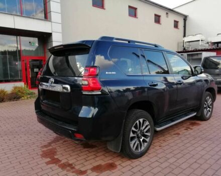 Черный Тойота Ленд Крузер 100, объемом двигателя 2.8 л и пробегом 13 тыс. км за 46000 $, фото 4 на Automoto.ua