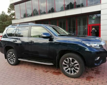 Черный Тойота Ленд Крузер 100, объемом двигателя 2.8 л и пробегом 13 тыс. км за 46000 $, фото 2 на Automoto.ua