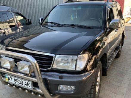 Тойота Ленд Крузер 100 1998 у Івано-Франківську на Automoto.ua Чорний Тойота Ленд Крузер 100, об'ємом двигуна 4.7 л та пробігом 240 тис. км за 11000 $, фото 1 на Automoto.ua