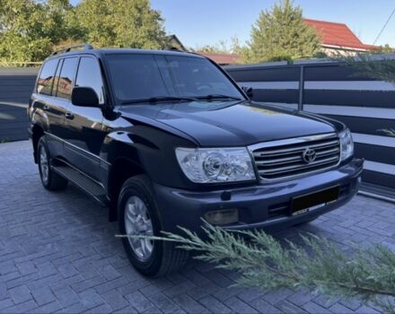 Черный Тойота Ленд Крузер 100, объемом двигателя 4.7 л и пробегом 392 тыс. км за 16500 $, фото 1 на Automoto.ua