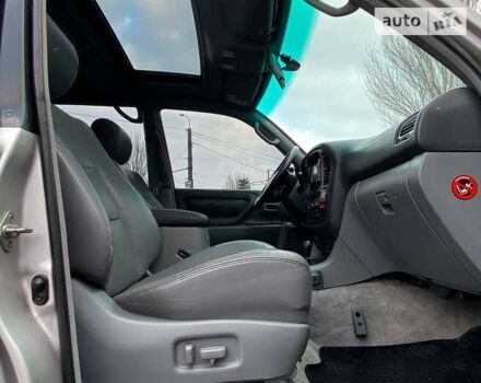 Тойота Ленд Крузер 100, объемом двигателя 4.7 л и пробегом 410 тыс. км за 11900 $, фото 13 на Automoto.ua