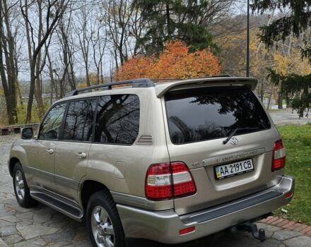 Желтый Тойота Ленд Крузер 100, объемом двигателя 4.7 л и пробегом 99 тыс. км за 35000 $, фото 2 на Automoto.ua