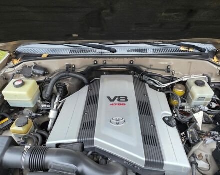 Желтый Тойота Ленд Крузер 100, объемом двигателя 4.7 л и пробегом 99 тыс. км за 35000 $, фото 7 на Automoto.ua