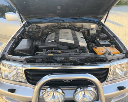 Сірий Тойота Ленд Крузер 100, об'ємом двигуна 4.7 л та пробігом 484 тис. км за 13000 $, фото 16 на Automoto.ua