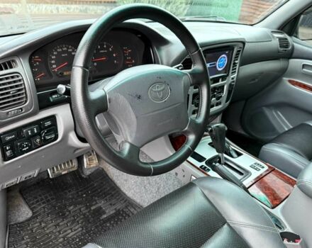 Сірий Тойота Ленд Крузер 100, об'ємом двигуна 4.7 л та пробігом 460 тис. км за 8500 $, фото 15 на Automoto.ua