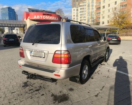 Сірий Тойота Ленд Крузер 100, об'ємом двигуна 4.7 л та пробігом 484 тис. км за 13000 $, фото 2 на Automoto.ua