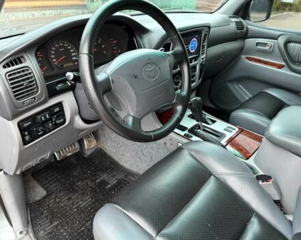 Сірий Тойота Ленд Крузер 100, об'ємом двигуна 4.7 л та пробігом 460 тис. км за 8500 $, фото 14 на Automoto.ua
