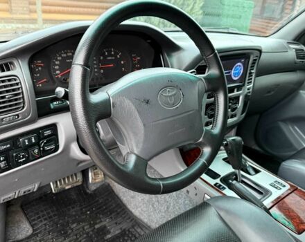 Сірий Тойота Ленд Крузер 100, об'ємом двигуна 4.7 л та пробігом 460 тис. км за 8500 $, фото 16 на Automoto.ua