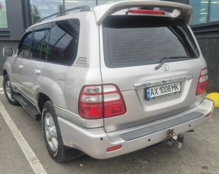 Серый Тойота Ленд Крузер 100, объемом двигателя 4.2 л и пробегом 437 тыс. км за 18800 $, фото 3 на Automoto.ua