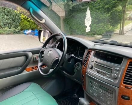 Сірий Тойота Ленд Крузер 100, об'ємом двигуна 4.2 л та пробігом 265 тис. км за 4000 $, фото 5 на Automoto.ua