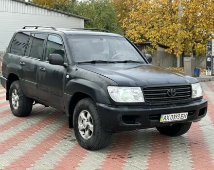 Серый Тойота Ленд Крузер 100, объемом двигателя 4.7 л и пробегом 300 тыс. км за 5950 $, фото 6 на Automoto.ua