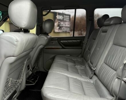 Серый Тойота Ленд Крузер 100, объемом двигателя 4.7 л и пробегом 390 тыс. км за 11650 $, фото 16 на Automoto.ua