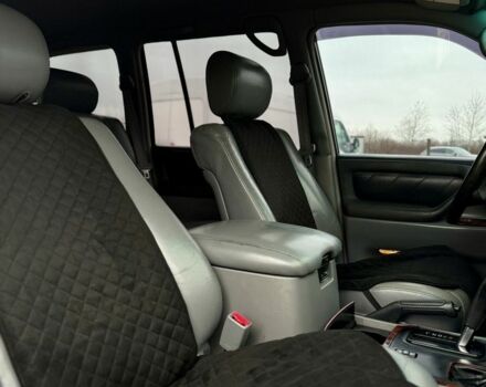 Серый Тойота Ленд Крузер 100, объемом двигателя 4.7 л и пробегом 390 тыс. км за 11650 $, фото 10 на Automoto.ua