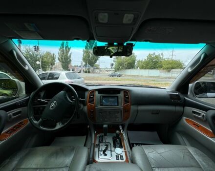 Серый Тойота Ленд Крузер 100, объемом двигателя 4.7 л и пробегом 390 тыс. км за 14990 $, фото 20 на Automoto.ua