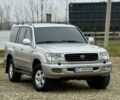 Серый Тойота Ленд Крузер 100, объемом двигателя 4.7 л и пробегом 390 тыс. км за 11650 $, фото 1 на Automoto.ua