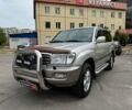 Серый Тойота Ленд Крузер 100, объемом двигателя 4.7 л и пробегом 390 тыс. км за 14990 $, фото 1 на Automoto.ua