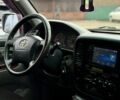 Серый Тойота Ленд Крузер 100, объемом двигателя 4.7 л и пробегом 390 тыс. км за 11650 $, фото 13 на Automoto.ua