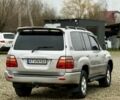 Серый Тойота Ленд Крузер 100, объемом двигателя 4.7 л и пробегом 390 тыс. км за 11650 $, фото 3 на Automoto.ua