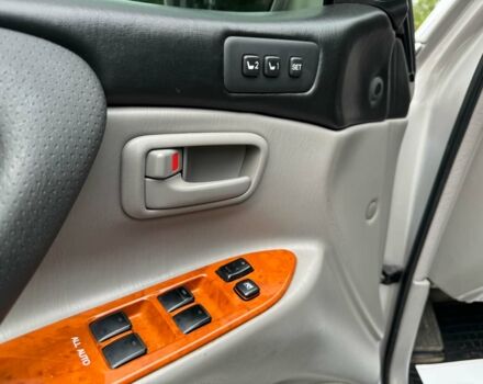 Серый Тойота Ленд Крузер 100, объемом двигателя 4.7 л и пробегом 390 тыс. км за 14990 $, фото 22 на Automoto.ua