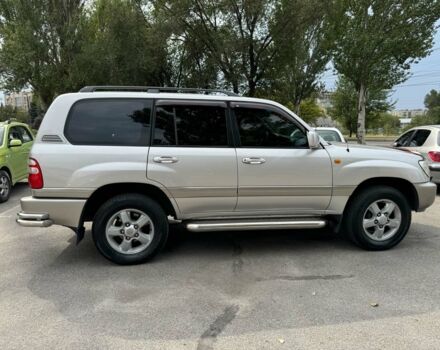 Серый Тойота Ленд Крузер 100, объемом двигателя 4.7 л и пробегом 390 тыс. км за 14990 $, фото 6 на Automoto.ua