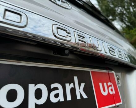 Серый Тойота Ленд Крузер 100, объемом двигателя 4.7 л и пробегом 390 тыс. км за 14990 $, фото 12 на Automoto.ua