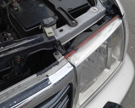 Серый Тойота Ленд Крузер 100, объемом двигателя 4.7 л и пробегом 291 тыс. км за 16199 $, фото 17 на Automoto.ua