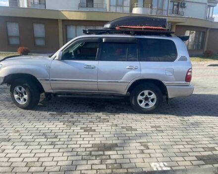 Серый Тойота Ленд Крузер 100, объемом двигателя 4.7 л и пробегом 333 тыс. км за 14800 $, фото 4 на Automoto.ua