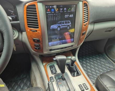 Серый Тойота Ленд Крузер 100, объемом двигателя 4.2 л и пробегом 453 тыс. км за 16500 $, фото 16 на Automoto.ua