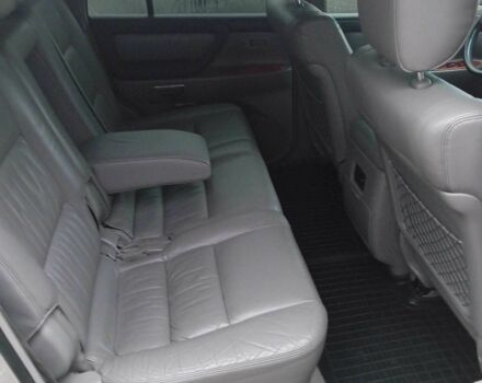 Серый Тойота Ленд Крузер 100, объемом двигателя 4.7 л и пробегом 291 тыс. км за 16199 $, фото 10 на Automoto.ua