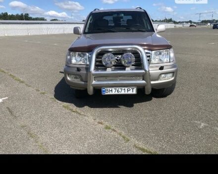 Сірий Тойота Ленд Крузер 100, об'ємом двигуна 4.7 л та пробігом 227 тис. км за 15000 $, фото 3 на Automoto.ua