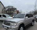 Серый Тойота Ленд Крузер 100, объемом двигателя 4.7 л и пробегом 377 тыс. км за 9500 $, фото 1 на Automoto.ua