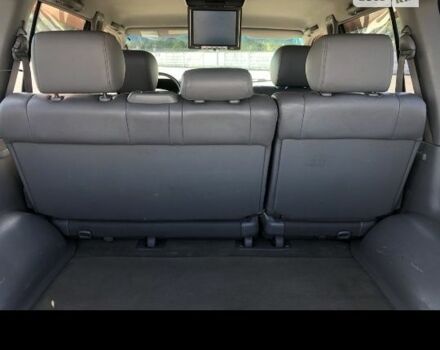 Сірий Тойота Ленд Крузер 100, об'ємом двигуна 4.7 л та пробігом 227 тис. км за 15000 $, фото 5 на Automoto.ua