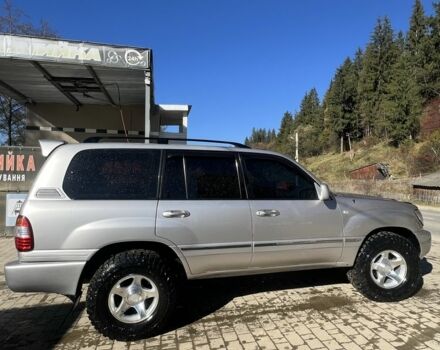 Серый Тойота Ленд Крузер 100, объемом двигателя 4.7 л и пробегом 370 тыс. км за 13500 $, фото 3 на Automoto.ua