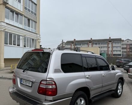 Серый Тойота Ленд Крузер 100, объемом двигателя 4.7 л и пробегом 377 тыс. км за 9500 $, фото 5 на Automoto.ua