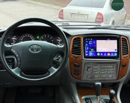 Серый Тойота Ленд Крузер 100, объемом двигателя 4.7 л и пробегом 377 тыс. км за 9500 $, фото 22 на Automoto.ua