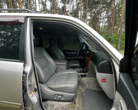 Сірий Тойота Ленд Крузер 100, об'ємом двигуна 4.7 л та пробігом 340 тис. км за 245 $, фото 1 на Automoto.ua